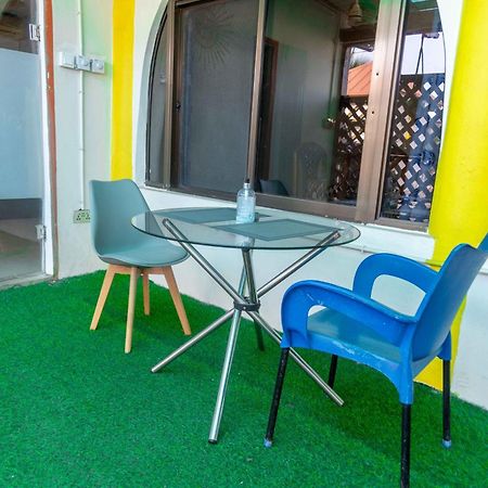 Prestige Guesthouse ,Ksi Кумаси Экстерьер фото